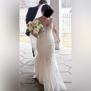 Winne Couture Custom Made-Chandon Wedding Dress Label Size 10